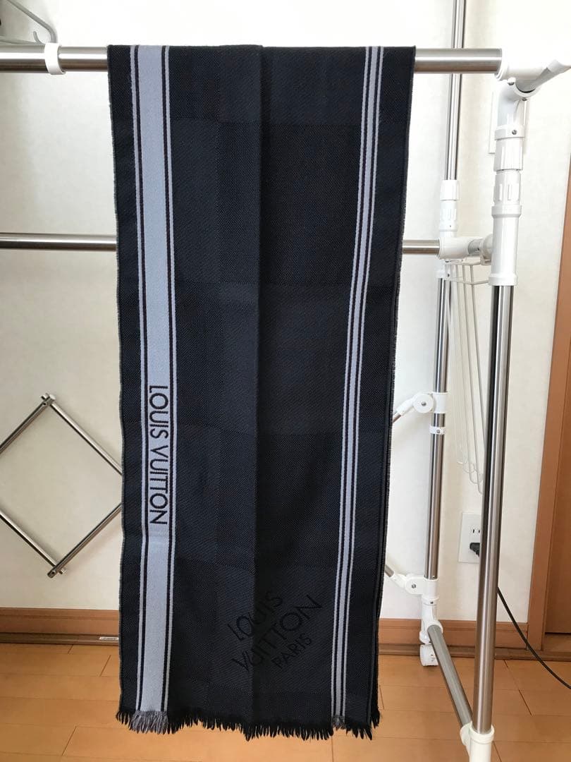 LOUIS VUITTON ルイヴィトン M72685 マフラー　　訳あり