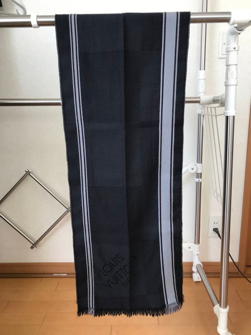 LOUIS VUITTON ルイヴィトン M72685 マフラー　　訳あり