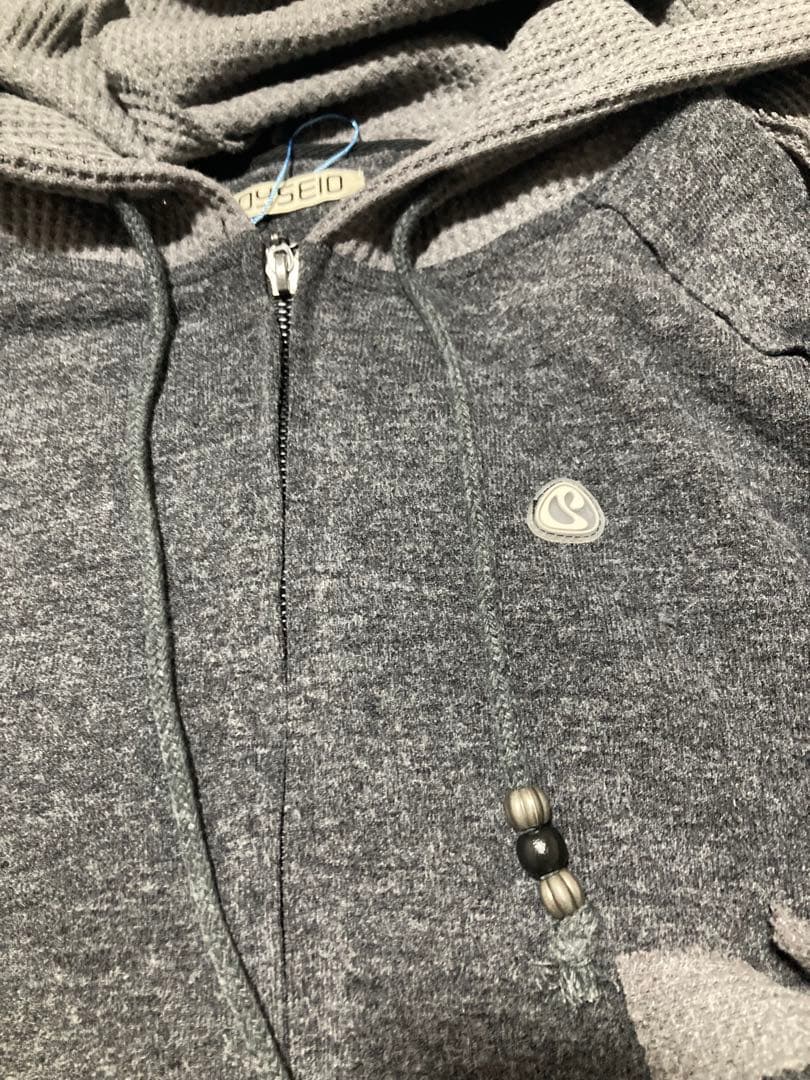 Coyseio グレー フード付き パーカー