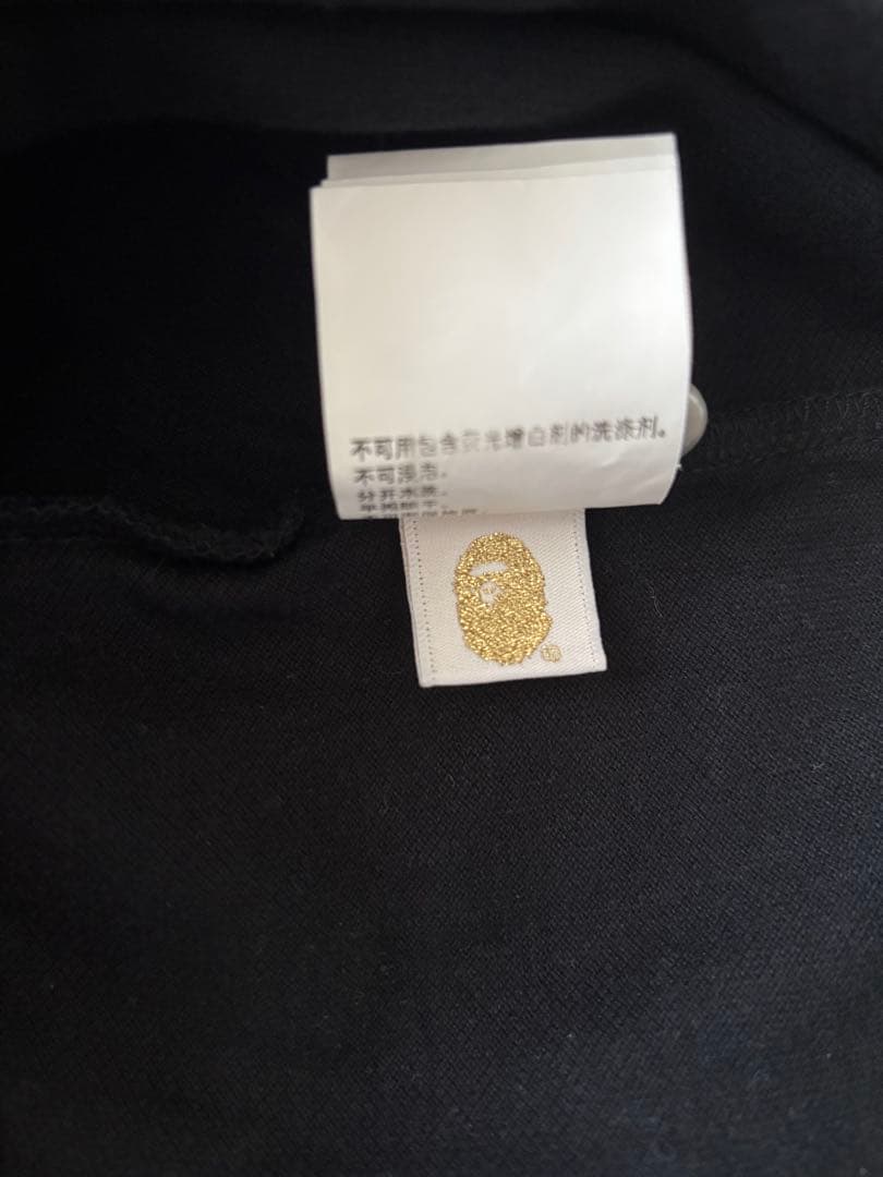 A BATHING APE★大人気星柄の黒ポロシャツ