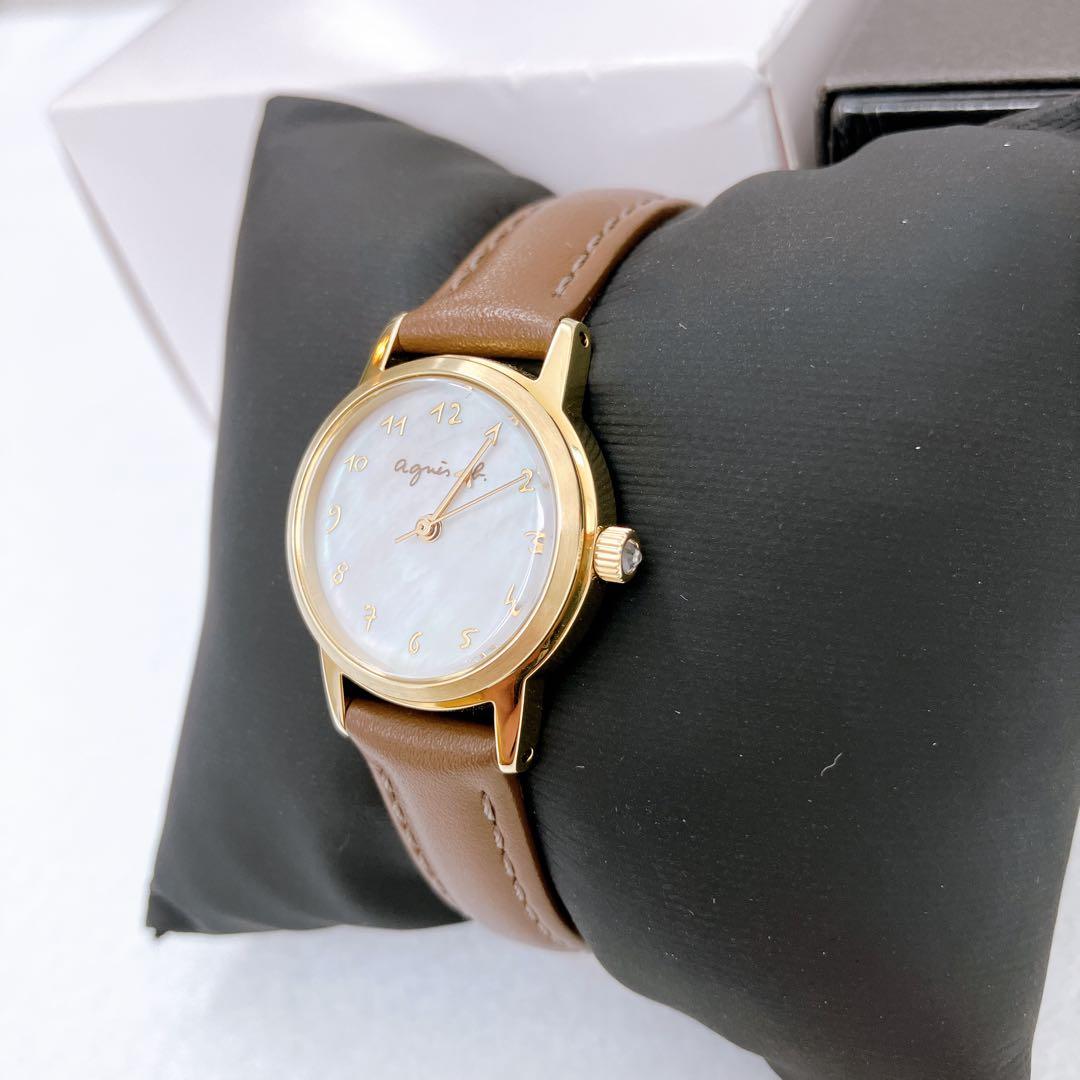 アニエスベー マルチェロ　ソーラー腕時計 シェル文字盤　白蝶貝レザーベルト