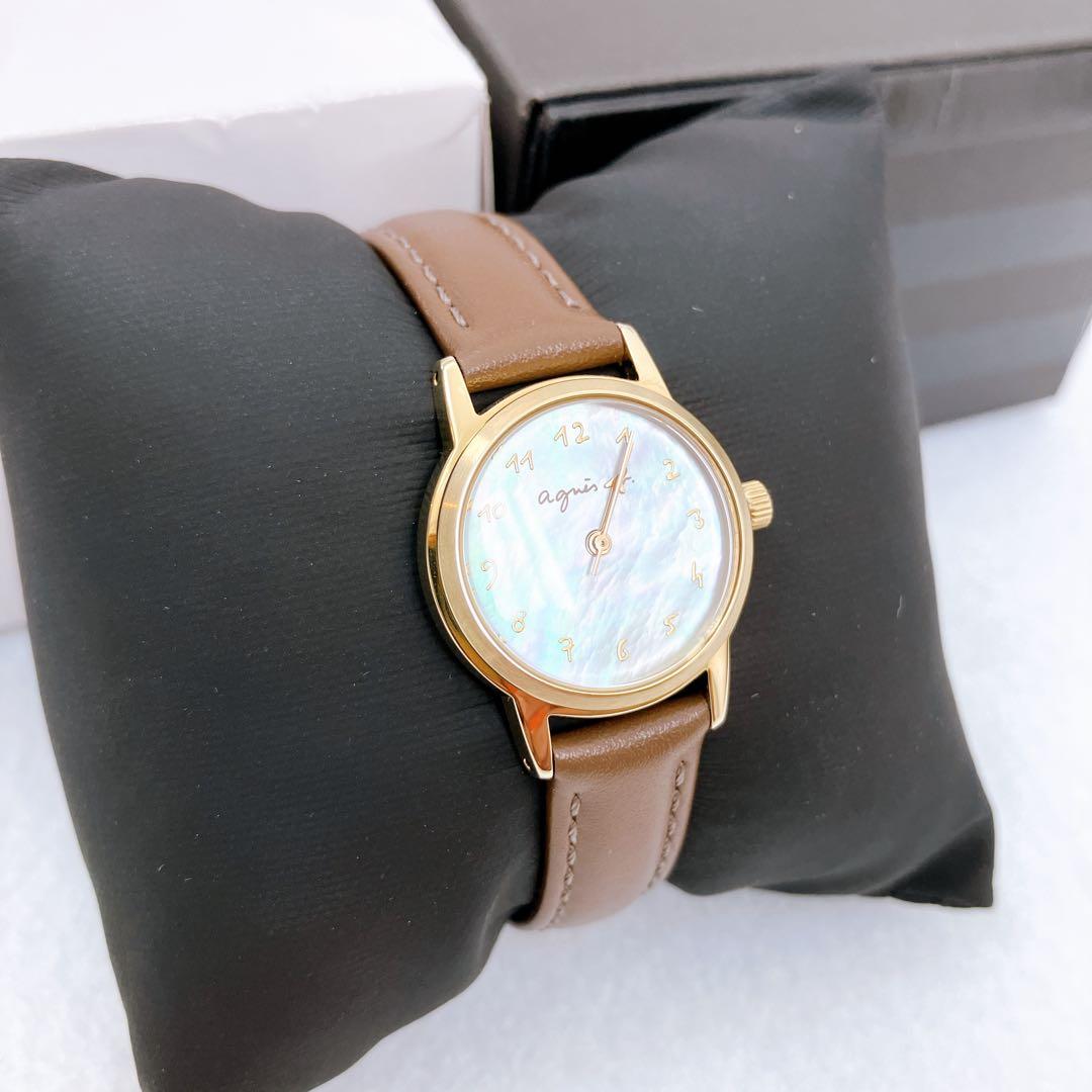 アニエスベー マルチェロ　ソーラー腕時計 シェル文字盤　白蝶貝レザーベルト