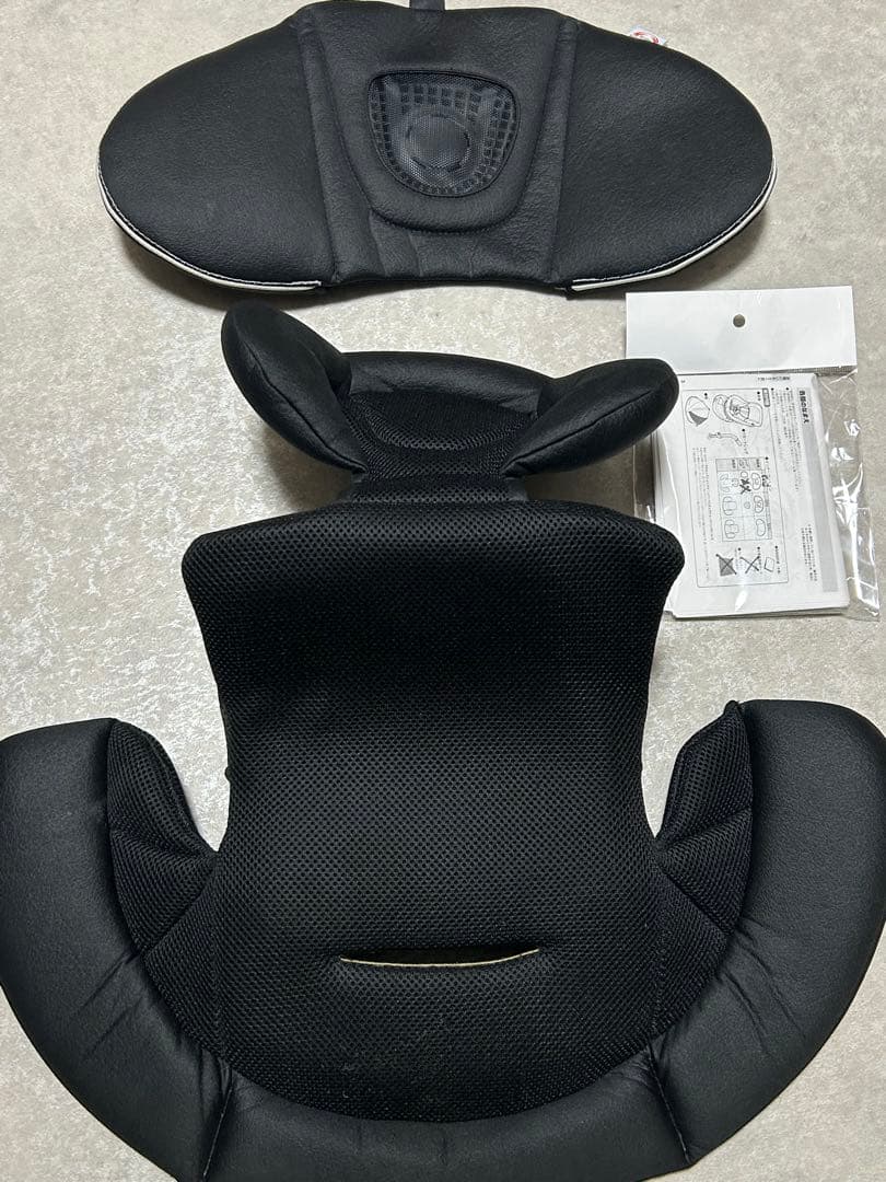 【美品】Combi ネルーム エッグショック NF-600 チャイルドシート