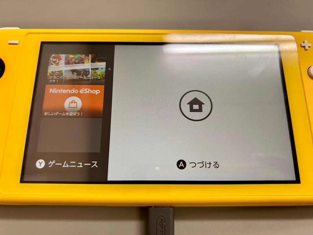 Nintendo Switch Lite　イエロー　SDカード256GB充電器付