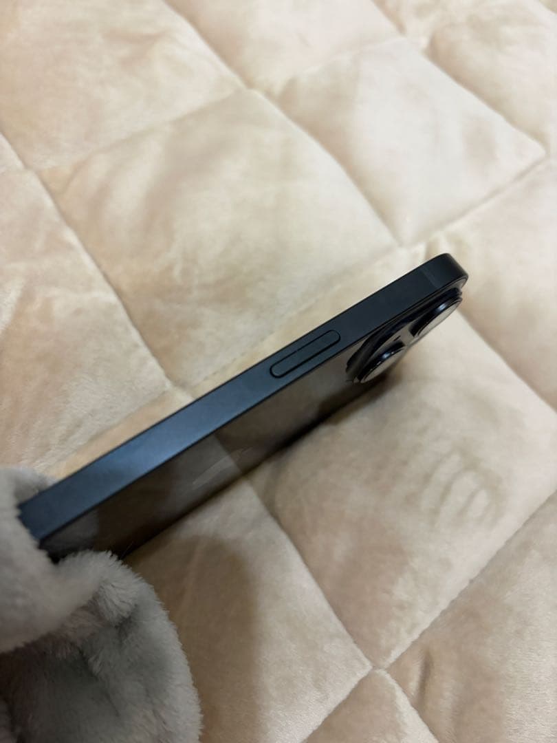 【美品】Apple iPhone 14 ミッドナイト本体　256GB