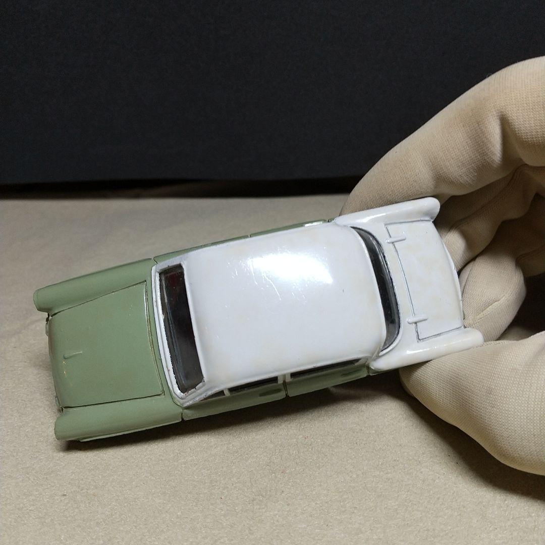 モデルペット　いすゞ　ヒルマン・ミンクス