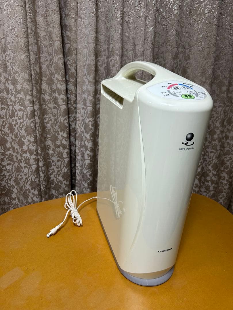 美品！コロナ　衣類乾燥除湿機　CD-S6316