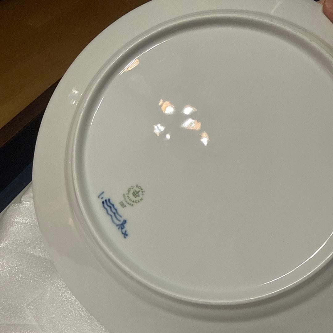 新品ロイヤルコペンハーゲン ブルーフルーテッド ハーフレース プレート27cm