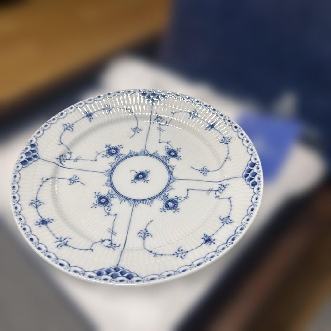 新品ロイヤルコペンハーゲン ブルーフルーテッド ハーフレース プレート27cm