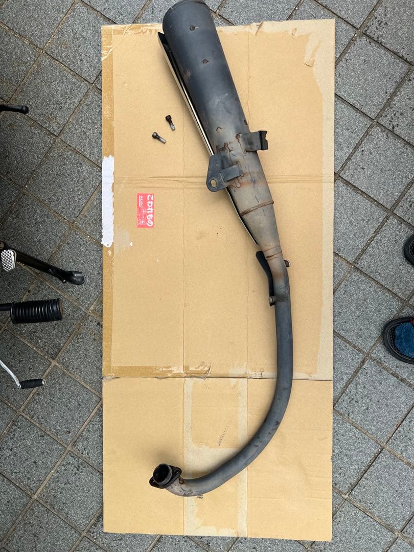 GN125-2F純正 スチール製シルバー・ブラックマフラー