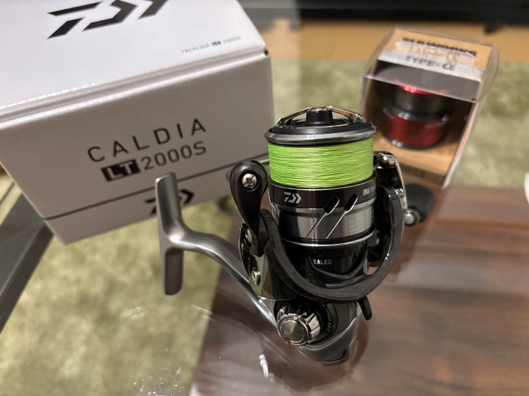 Daiwa 18CALDIA カルディア　LT2000S リール