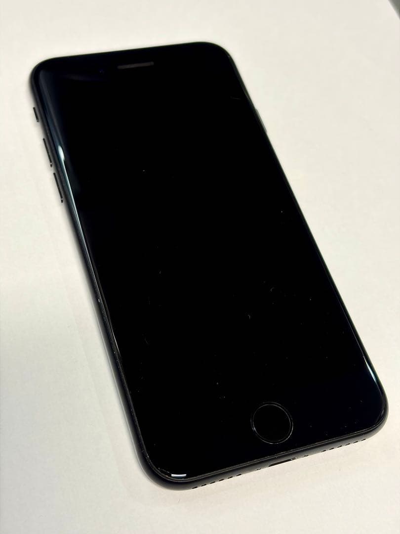 2020 iPhone SE2ブラック 第2世代 本体