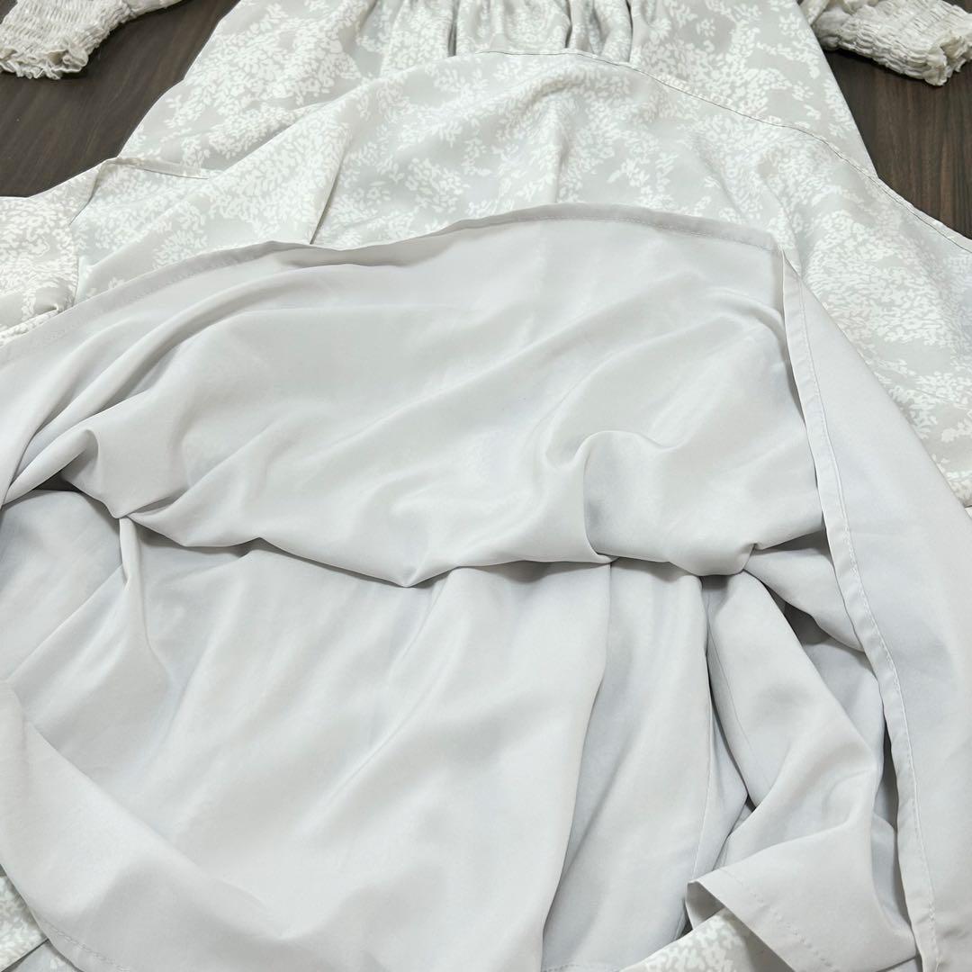 ワンピース Herlipto Winter Floral Long-sleeve Dress