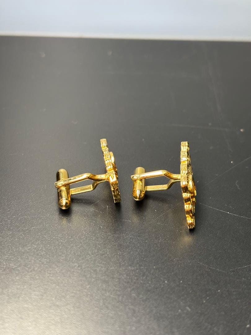 【希少品】オメガ OMEGA Ω 立体ロゴカフス カフリンクス ゴールド ボタン