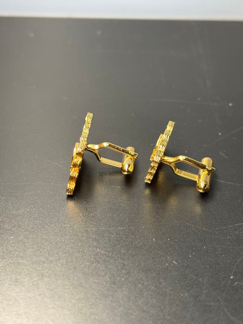 【希少品】オメガ OMEGA Ω 立体ロゴカフス カフリンクス ゴールド ボタン