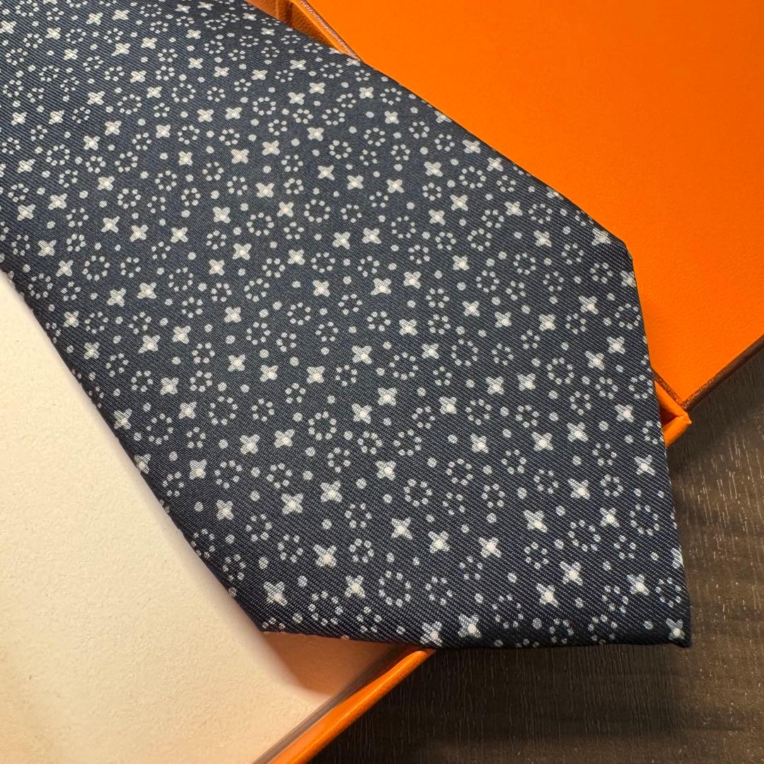 極美品 HERMES エルメス 満天の星空 銀河モチーフ ネクタイ ネイビー