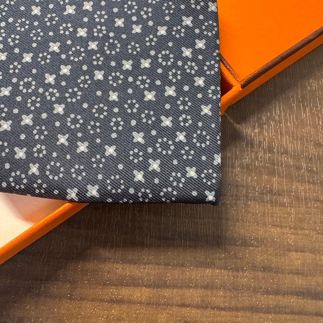 極美品 HERMES エルメス 満天の星空 銀河モチーフ ネクタイ ネイビー