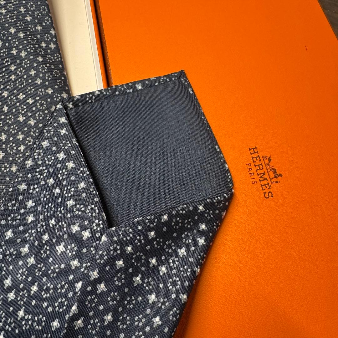 極美品 HERMES エルメス 満天の星空 銀河モチーフ ネクタイ ネイビー