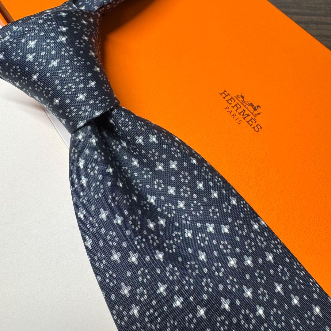極美品 HERMES エルメス 満天の星空 銀河モチーフ ネクタイ ネイビー