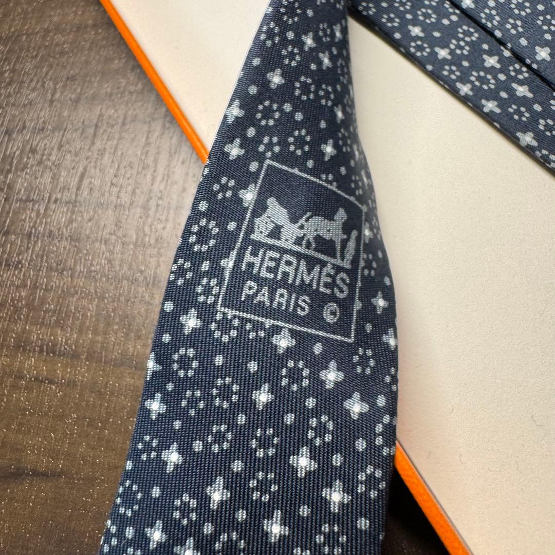極美品 HERMES エルメス 満天の星空 銀河モチーフ ネクタイ ネイビー