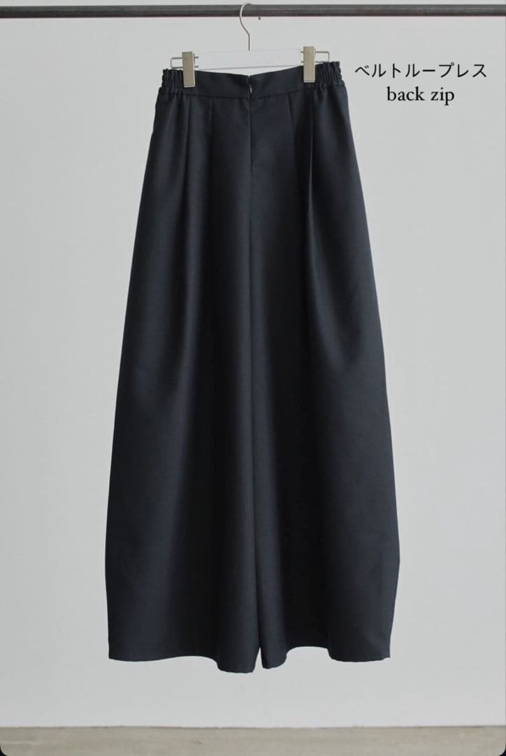 Nala wide tuck form pants (カレンソロジー、chaos