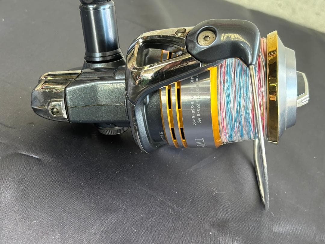 ツインパワー SW8000PG スピニングリール PE３号（300ｍ）付