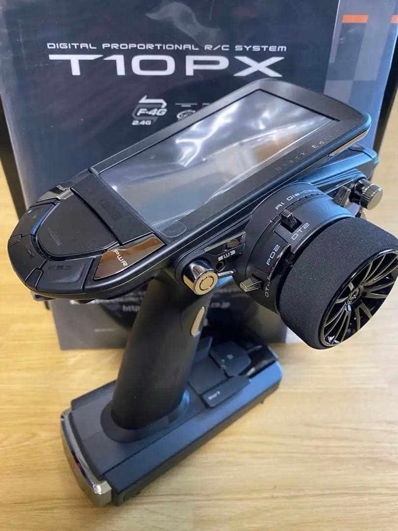 ビールFutaba T10PX Black Edition