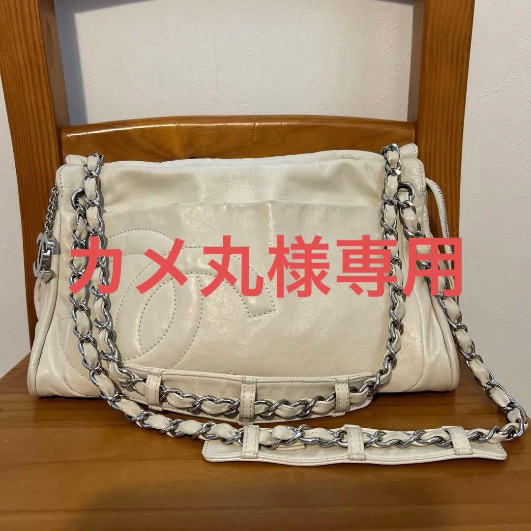 CHANEL ホワイトレザー ショルダーバッグ