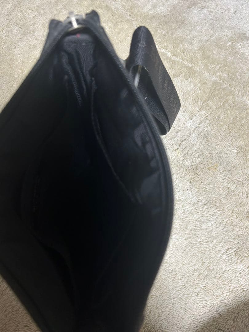 バーバリー ブラックレーベル ナイロン ショルダーバッグ サコッシュ