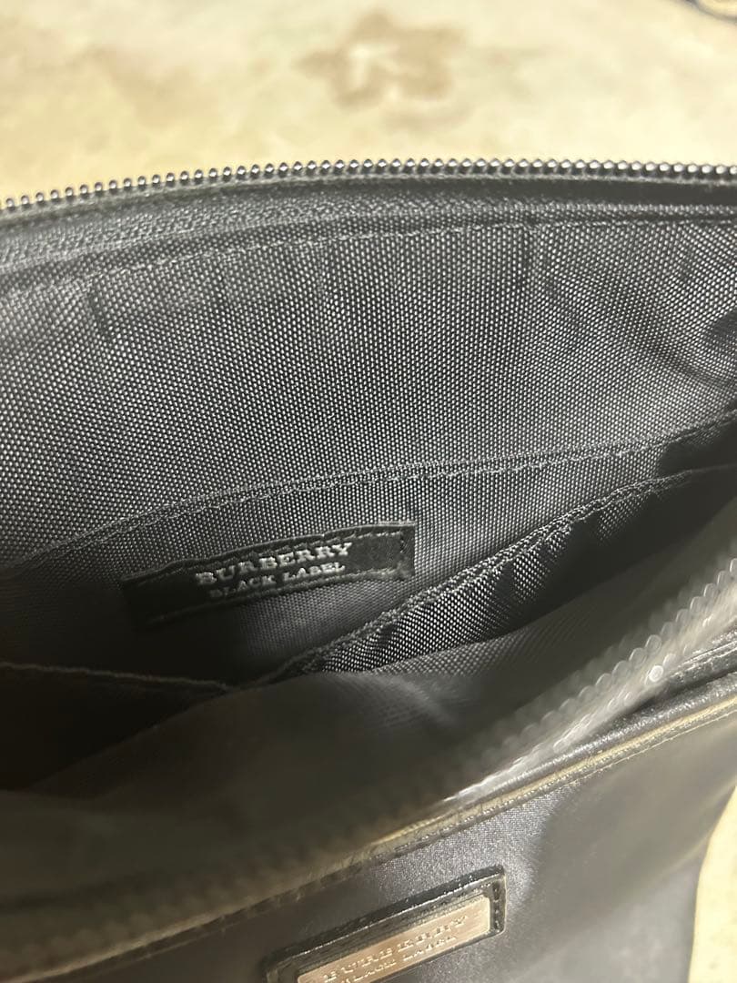 バーバリー ブラックレーベル ナイロン ショルダーバッグ サコッシュ