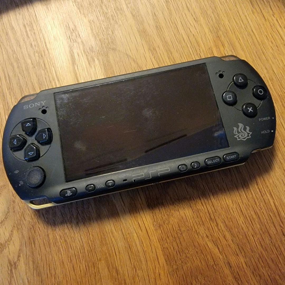 PSP本体モンスターハンターポータブル 3rd ハンターズモデル +ソフト