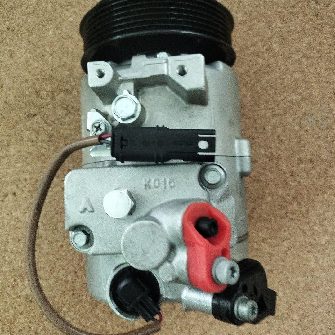 MAHLE製エアコン コンプレッサー  1&3シリーズ&X3 F25