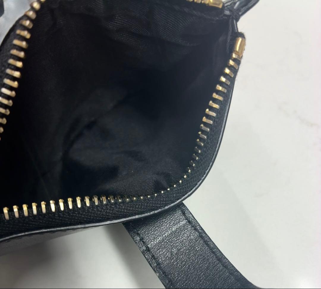 VERSACE ブラック 二つ折り財布　メンズレディース男女兼用　ヴェルサーチェ