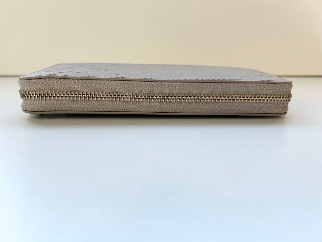 アンプラント ジッピーウォレット 長財布