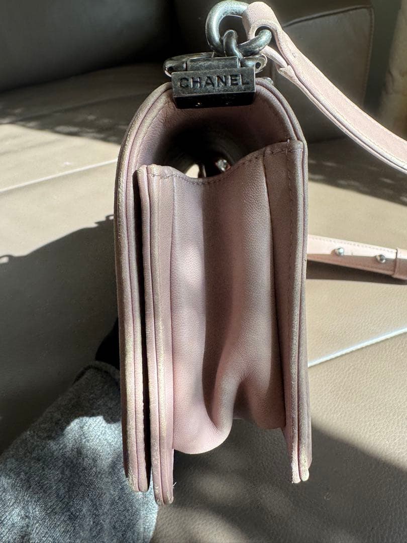 CHANEL ミニボーイ ピンク チェーンショルダー 裸品 使用感あり