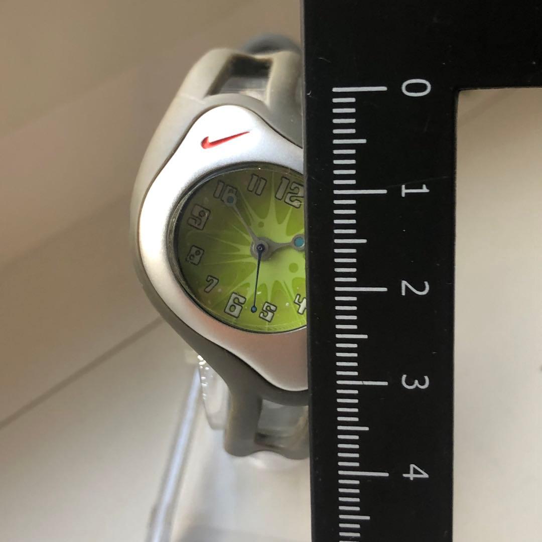 NIKE TRIAX SMOOTH 00s レトロ　腕時計　y2k アナログ