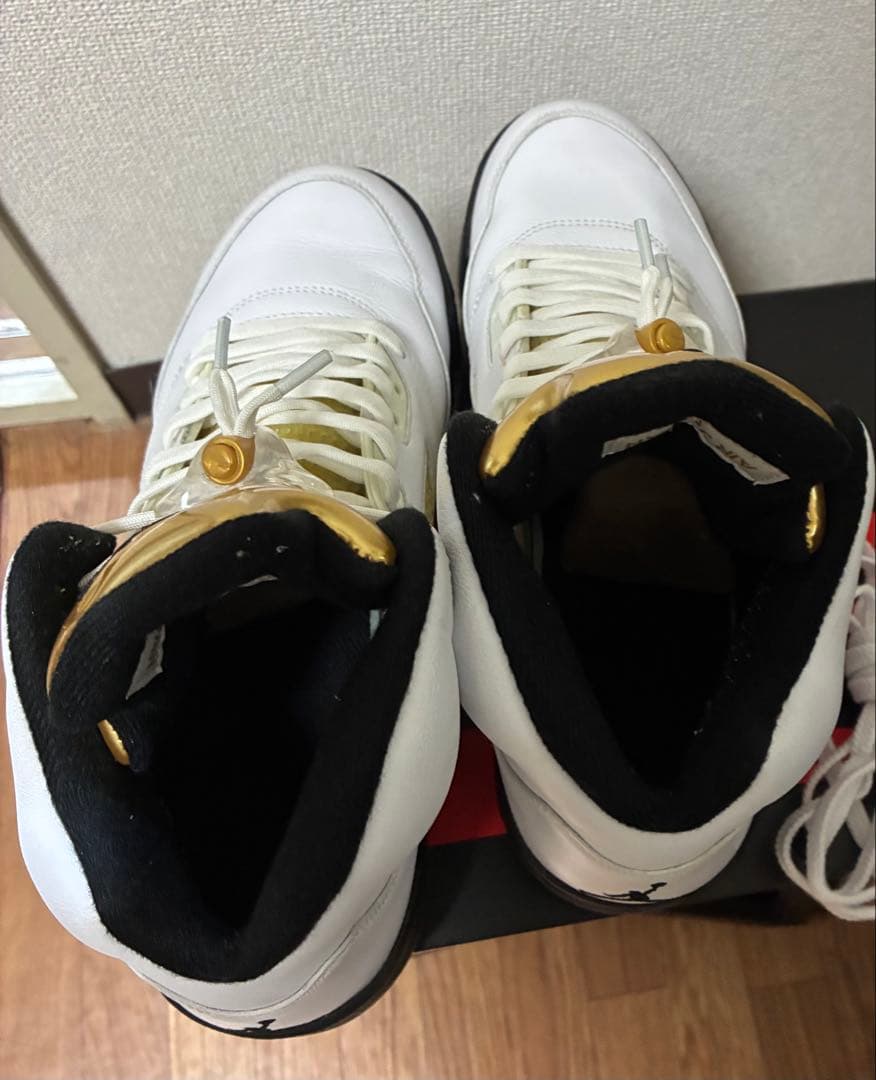 ナイキ エアジョーダン5 レトロ \"オリンピック\"