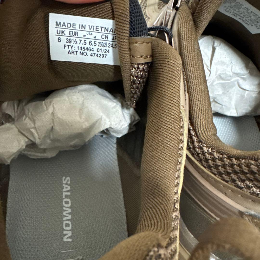 ggg‼️サロモン　ACS PRO DESERT スニーカー