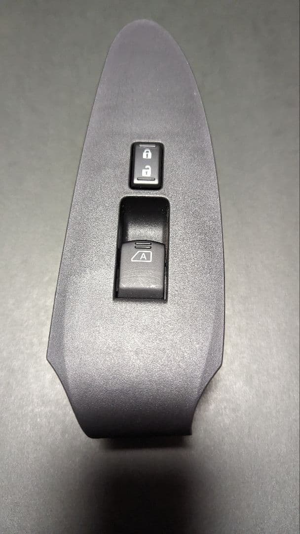 日産フェアレディＺ34 パワーウインドウスイッチ