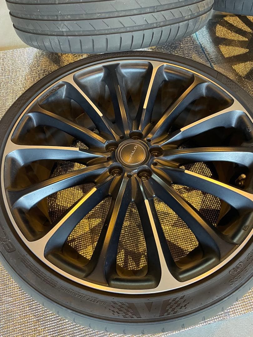 プリウス　19インチ　WALD 値下げしました