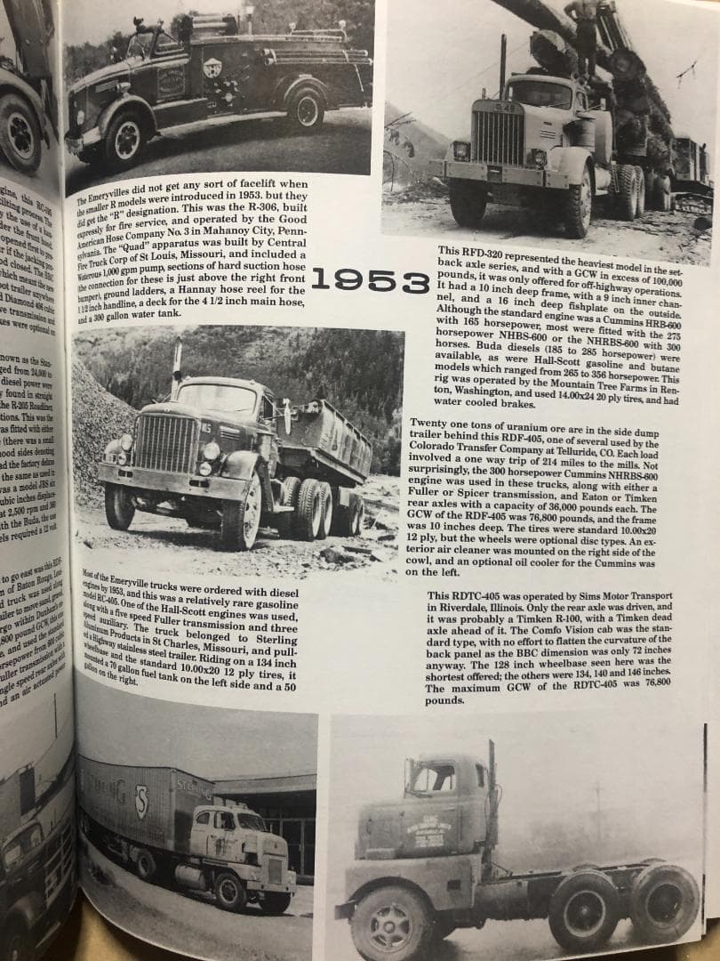 洋書 INTERNATIONAL TRUCKS