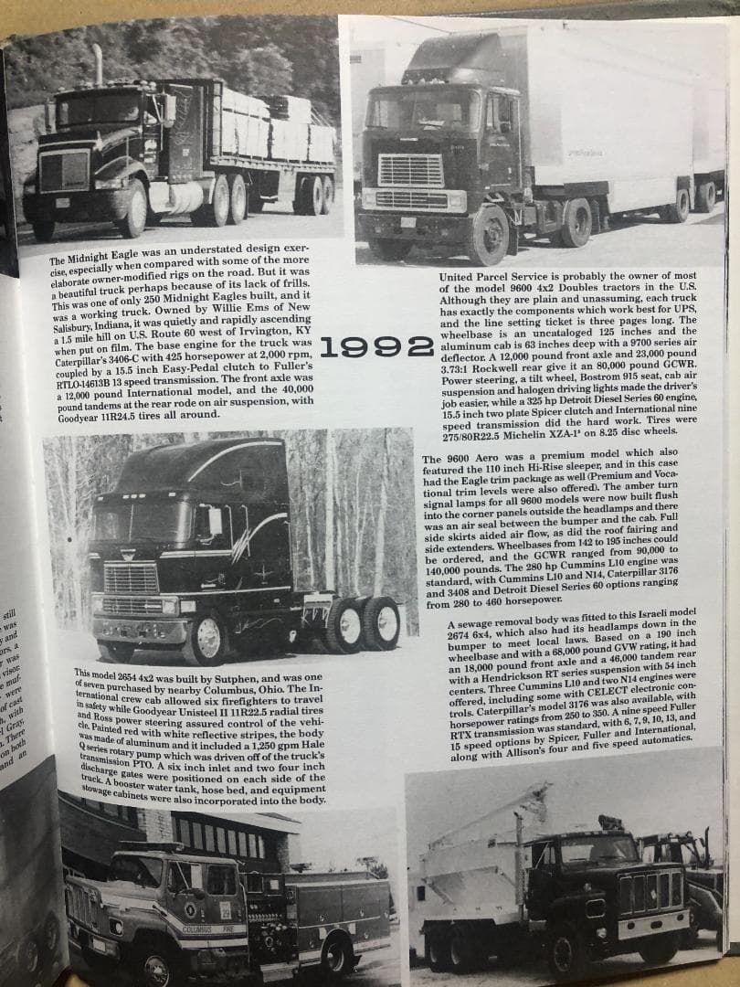 洋書 INTERNATIONAL TRUCKS