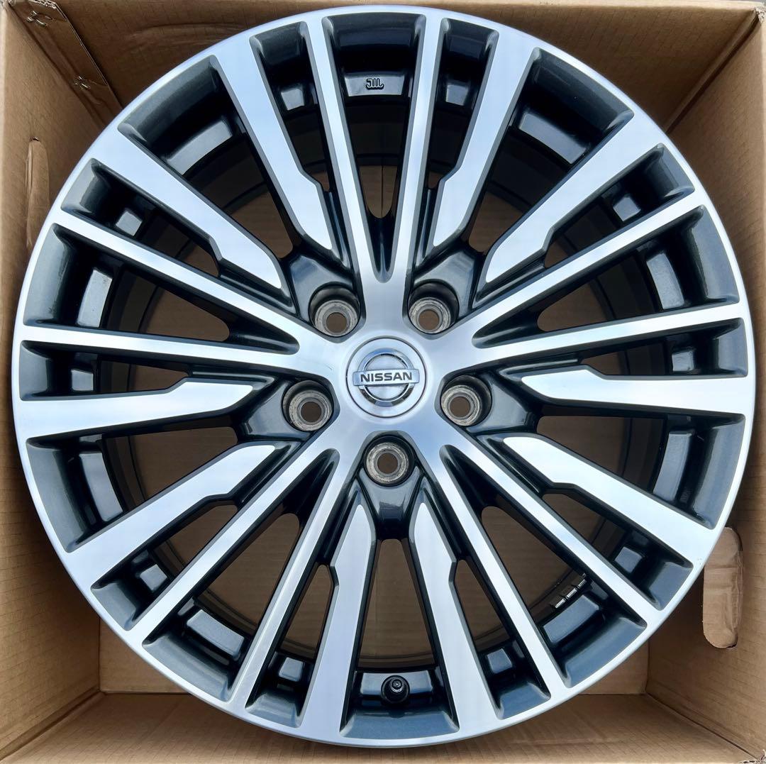 日産　E52 エルグランド 後期 ハイウェイスター　純正ホイール18㌅4本セット