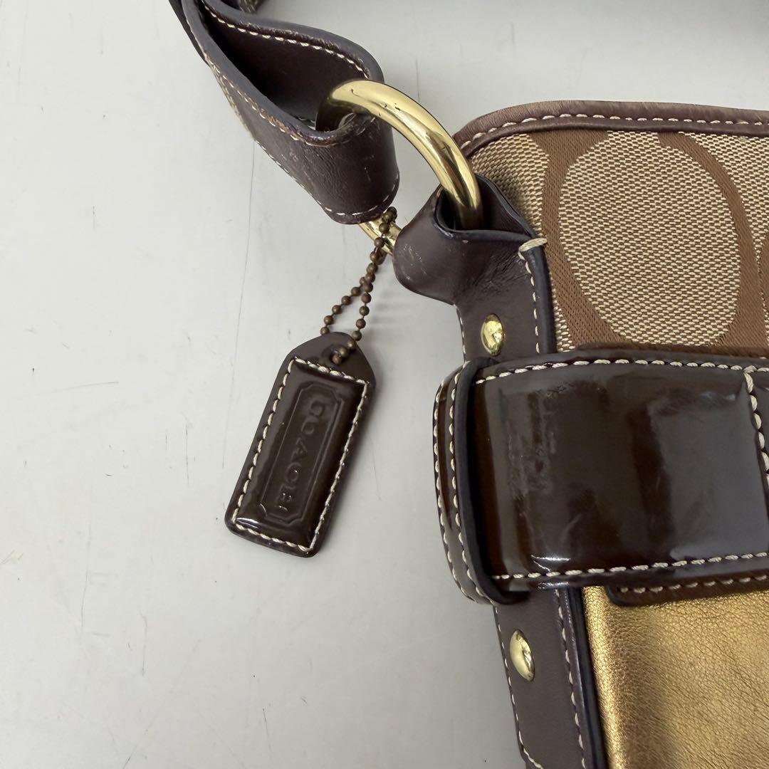 パッチワークショルダーバッグ　コーチ　coach