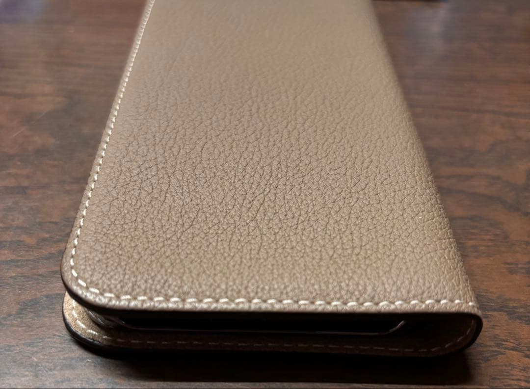 新品・未使用　BONAVENTURA ボナベンチュラ　iPhone13ケース