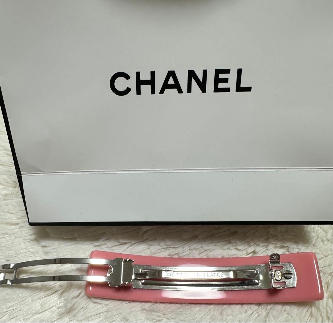 CHANEL ロゴ入り ヘアピン ピンク　バレッタ