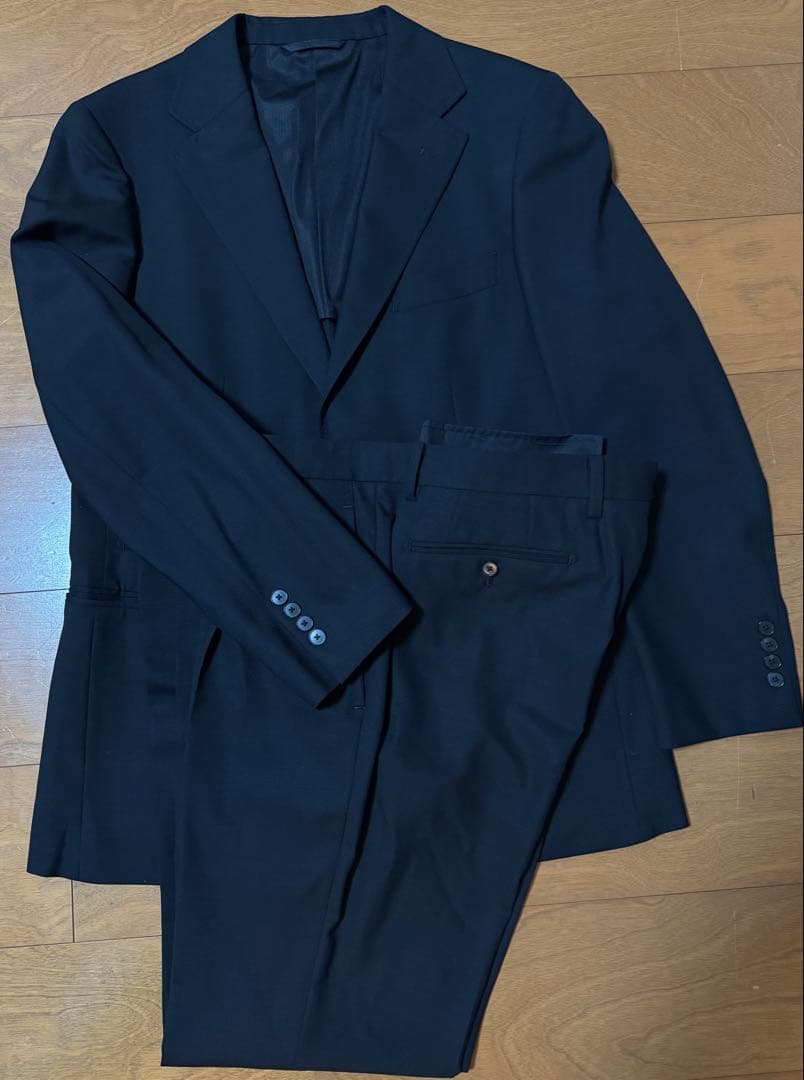 極美品【UNIVERSAL LANGUAGE REDA 】スーツ　Mサイズ　黒