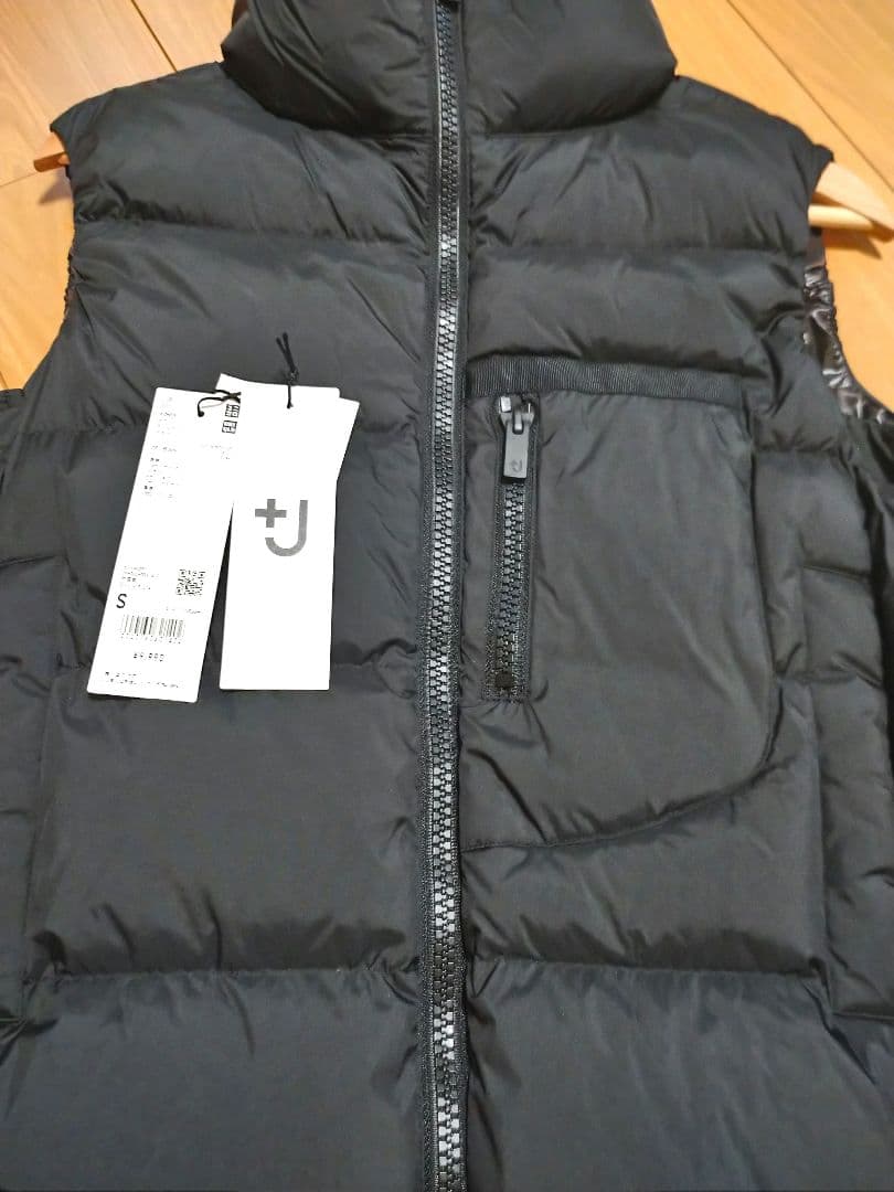 【未使用】ユニクロ　＋J　ジルサンダー　ダウンボリュームベスト　ブラック　S