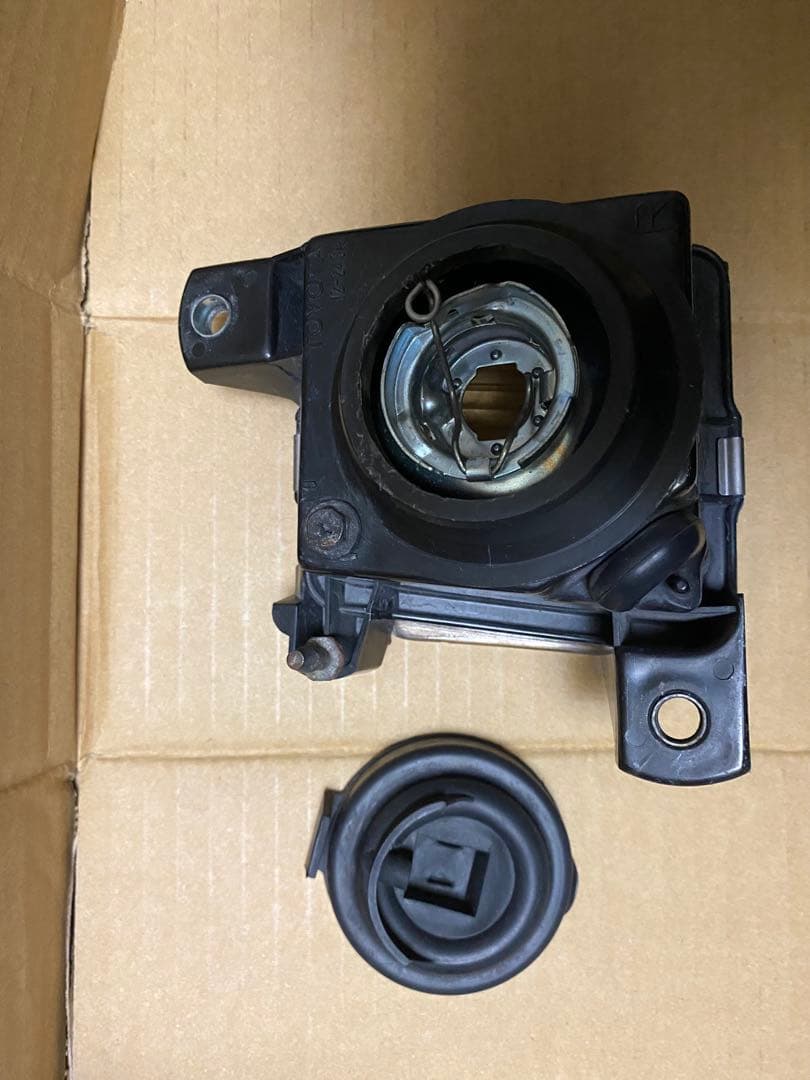 AE86 レビン　純正フォグランプ