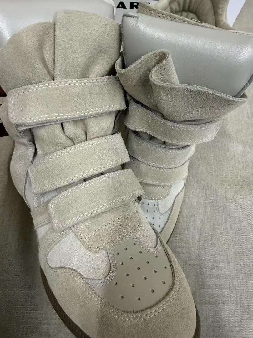 美品isabel marantベージュ スエード ハイカットスニーカー